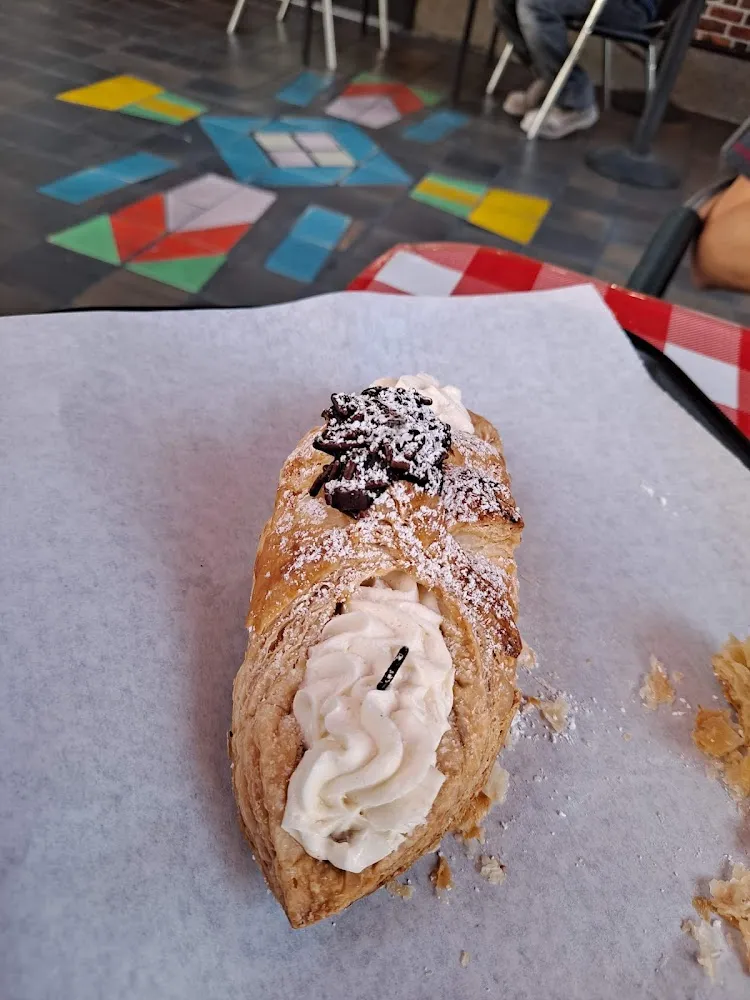 Cannoli